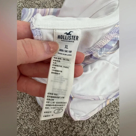 Hollister Bikini Set - Picture 4 of 4